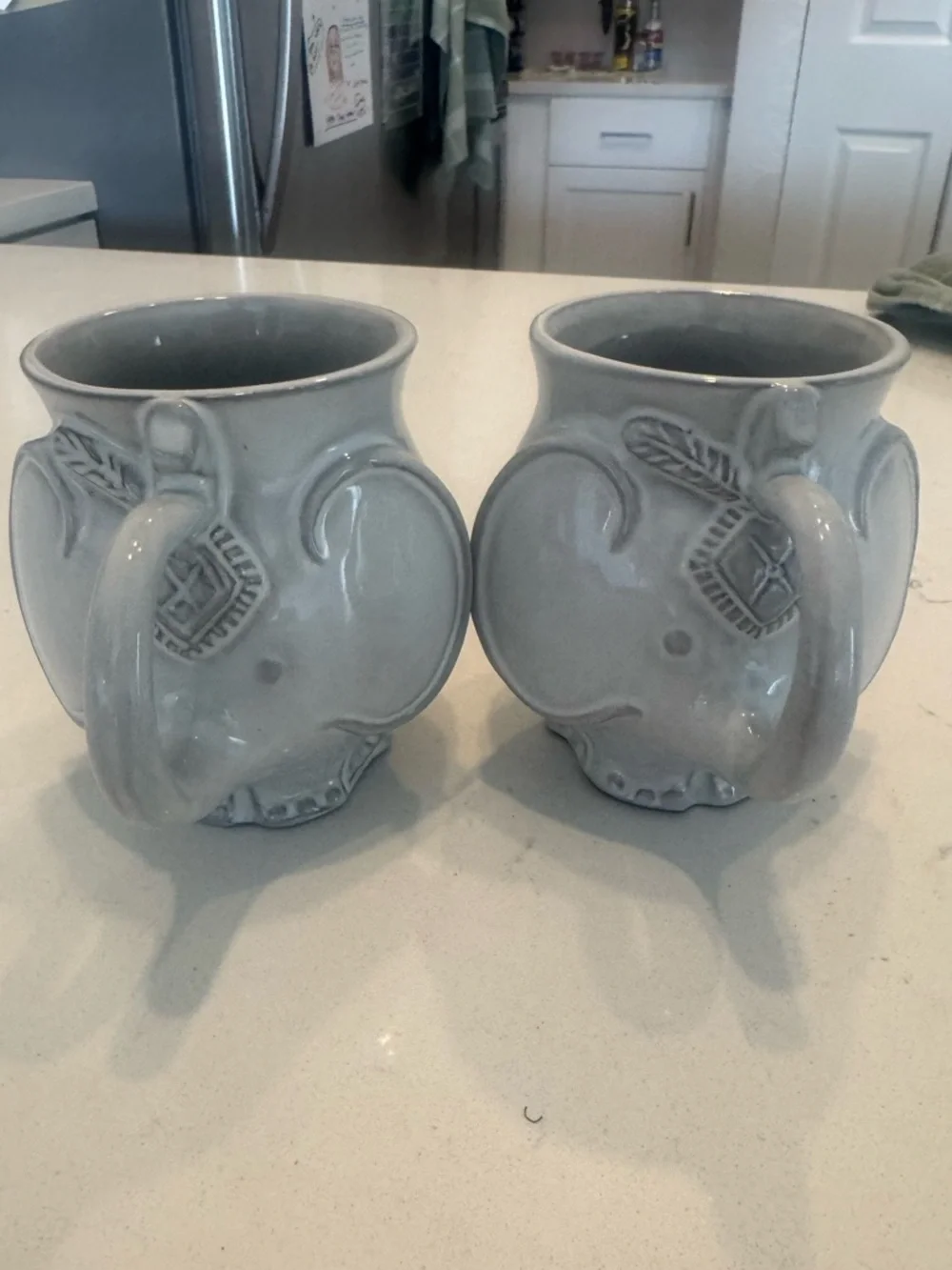 RARE Retired Jonathan Adler Elephant Ceramic Mug Set Gray